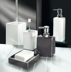 FLASH mýdlovka keramická bílá ( 5045114853 ) (3)