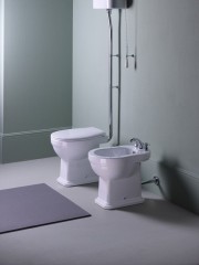 CLASSIC WC mísa s nádržkou, zadní odpad, bílá-chrom (WCSET23-CLASSIC-ZO) (2)