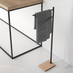 TRILLY stojan s držákem ručníků, hranatý, černá mat/bambus (TR3141) (3)