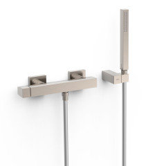 TRES SLIM Exclusive páková sprchová baterie 150mm, s hadicí, sprchovou hlavicí a držákem, kartáčovaná ocel ( 20216701AC )