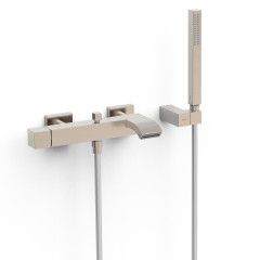TRES CUADRO Exclusive vanová baterie jednopáková s hadicí, sprchovou hlavicí a držákem, kartáčovaná ocel (5071700203)