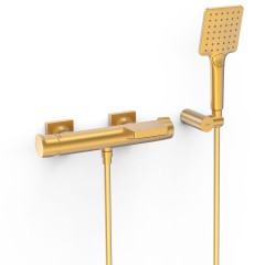 TRES PROJECT vanová páková baterie s držákem sprchy, sprchovou hlavicí a hadicí, zlato mat (22117001OM)