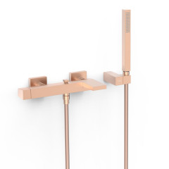 TRES SLIM Exclusive jednopáková vanová baterie 150mm, s hadicí, sprchovou hlavicí a držákem, růžové zlato mat (20217001OPM)